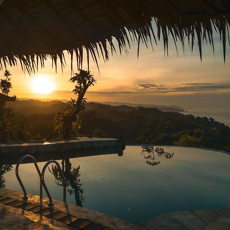 Ama Awa Resort Kemadang Bagian luar foto